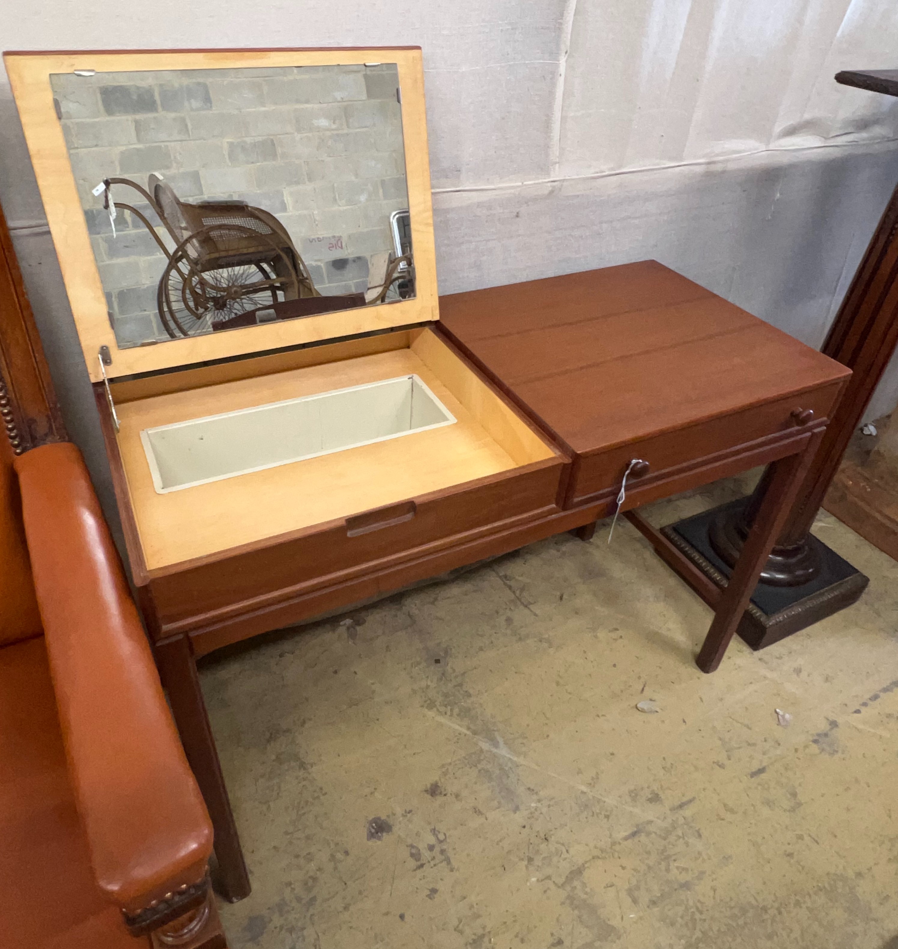 A mid century design teak dressing table, width 100cm, depth 45cm, height 72cm